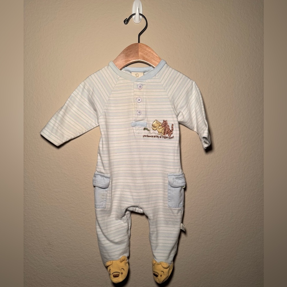Baby Classic Winnie the Pooh VTG 6 months footie PJ